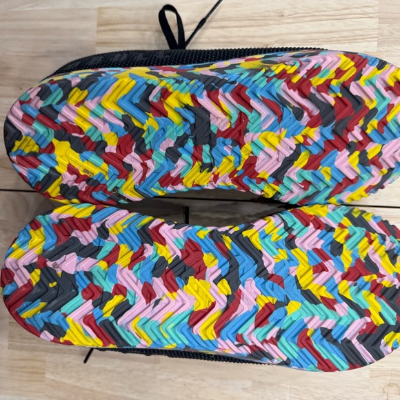 NOBULL Black Trainers with Colorful Sole - Picture 7 of 7